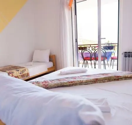 Sutic Apartment *